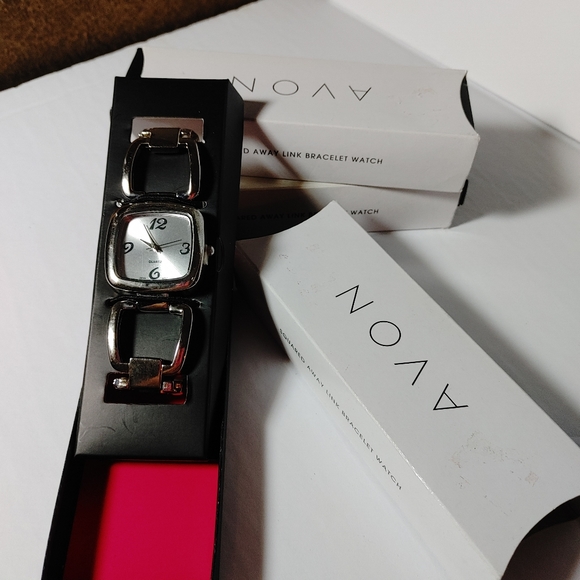 AVON - SQUARED AWAY LINK WATCH - Picture 4 of 4
